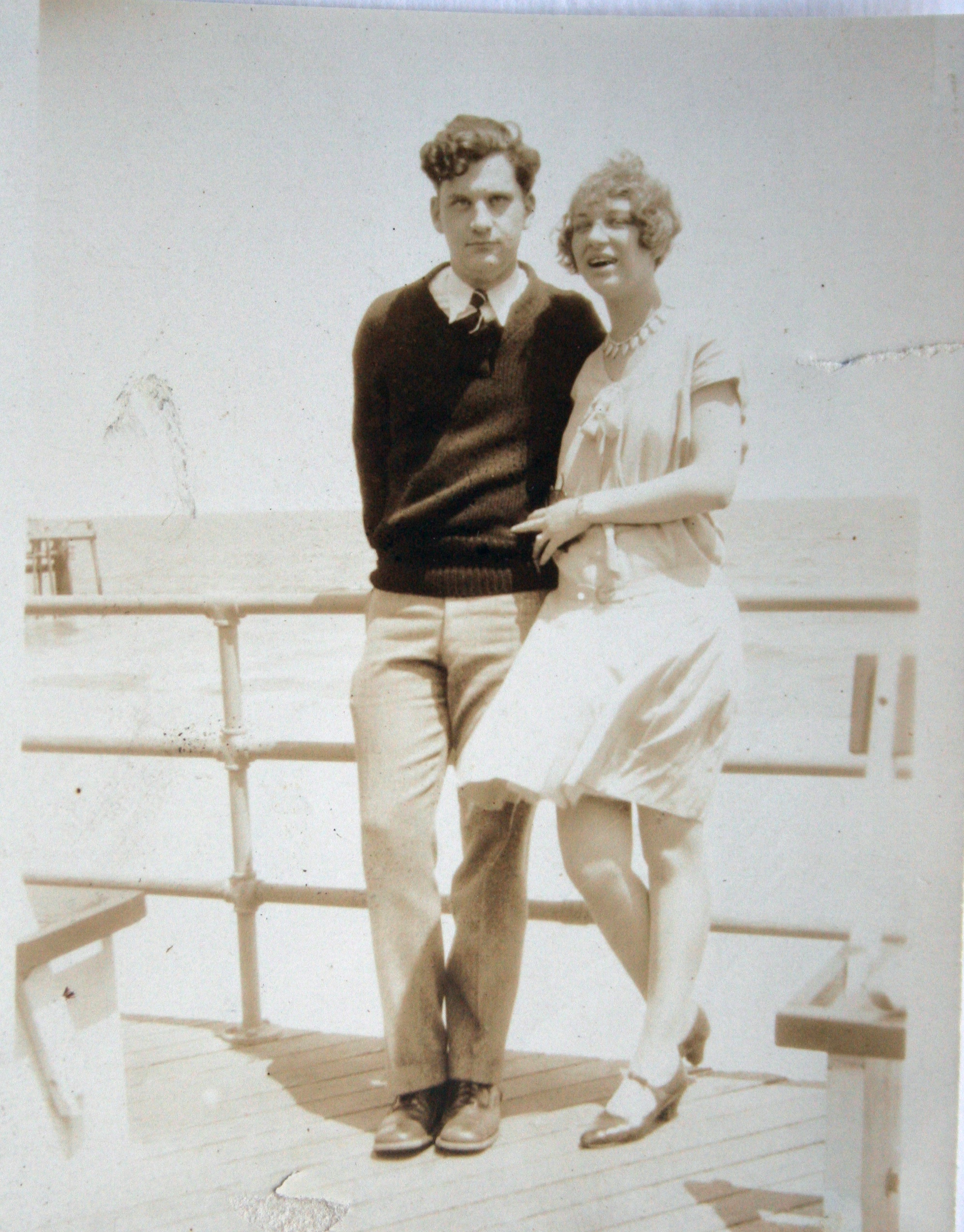 1927-grandma & Grandpa.jpg